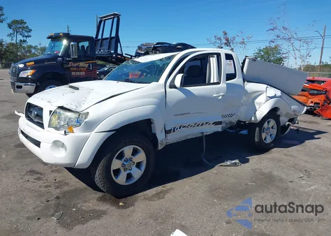 2005 Toyota Tacoma Base V6 from USA, damaged, VIN 5TEUU42N15Z046045